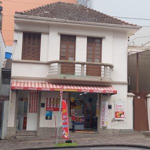 Casa Comercial com 80m², no bairro Centro em Caxias do Sul para Alugar