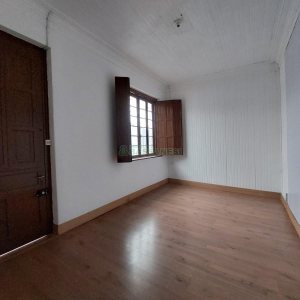 Casa Comercial com 80m², no bairro Centro em Caxias do Sul para Alugar