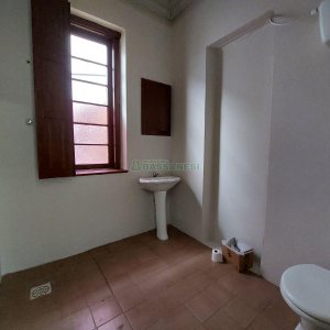 Casa Comercial com 80m², no bairro Centro em Caxias do Sul para Alugar