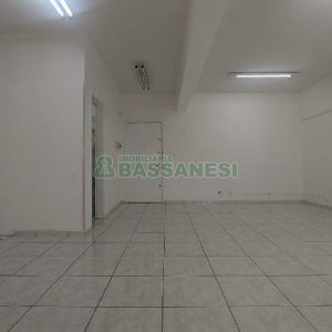 Sala com 53m², no bairro Centro em Caxias do Sul para Comprar