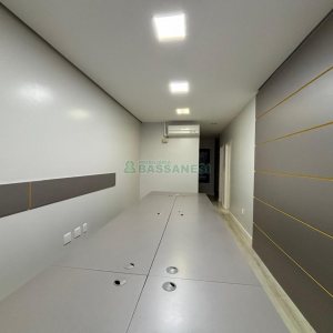 Sala com 52m², no bairro Centro em Caxias do Sul para Alugar