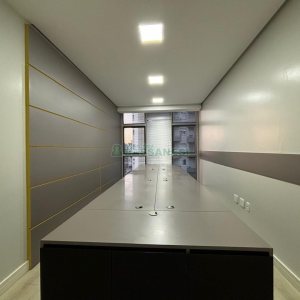 Sala com 52m², no bairro Centro em Caxias do Sul para Alugar