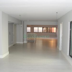 Loja com 200m², 1 vaga, no bairro Centro em Caxias do Sul para Alugar