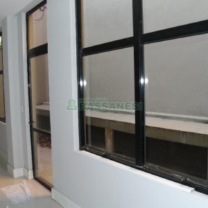 Loja com 200m², 1 vaga, no bairro Centro em Caxias do Sul para Alugar