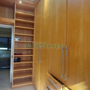 Apto Mobiliado com 190m², 3 dormitórios, 2 vagas, no bairro Madureira em Caxias do Sul para Alugar