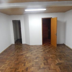Sobreloja com 47m², no bairro Centro em Caxias do Sul para Comprar