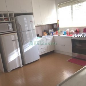 Casa com 445m², 5 dormitórios, no bairro Lourdes em Caxias do Sul para Alugar