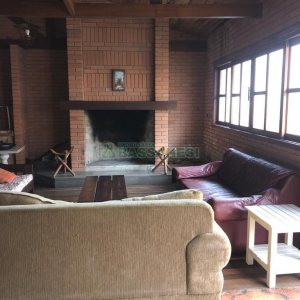 Casa com 445m², 5 dormitórios, no bairro Lourdes em Caxias do Sul para Alugar