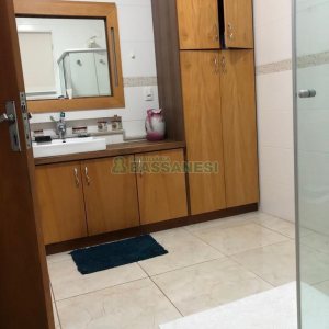 Casa com 445m², 5 dormitórios, no bairro Lourdes em Caxias do Sul para Alugar