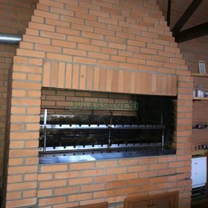 Casa com 445m², 5 dormitórios, no bairro Lourdes em Caxias do Sul para Alugar