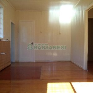 Casa com 90m², 3 dormitórios, no bairro Rio Branco em Caxias do Sul para Alugar