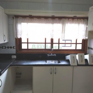 Apartamento com 109m², 3 dormitórios, 2 vagas, no bairro Madureira em Caxias do Sul para Alugar