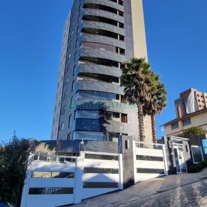 Apartamento com 160m², 3 dormitórios, 2 vagas, no bairro São Leopoldo em Caxias do Sul para Comprar