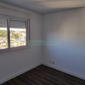Apartamento com 160m², 3 dormitórios, 2 vagas, no bairro São Leopoldo em Caxias do Sul para Comprar