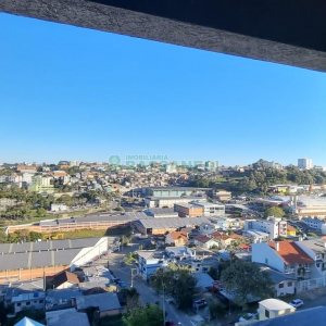 Apartamento com 160m², 3 dormitórios, 2 vagas, no bairro São Leopoldo em Caxias do Sul para Comprar