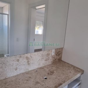 Apartamento com 160m², 3 dormitórios, 2 vagas, no bairro São Leopoldo em Caxias do Sul para Comprar