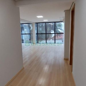 Sala com 53m², 1 vaga, no bairro São Pelegrino em Caxias do Sul para Alugar