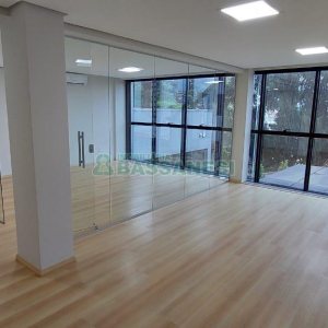 Sala com 53m², 1 vaga, no bairro São Pelegrino em Caxias do Sul para Alugar