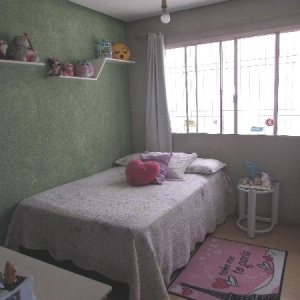 Casa Comercial com 130m², 3 dormitórios, 1 vaga, no bairro Esplanada em Caxias do Sul para Alugar