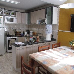 Casa Comercial com 130m², 3 dormitórios, 1 vaga, no bairro Esplanada em Caxias do Sul para Alugar