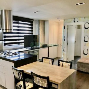 Apto Mobiliado com 50m², 1 dormitório, 1 vaga, no bairro Centro em Caxias do Sul para Alugar