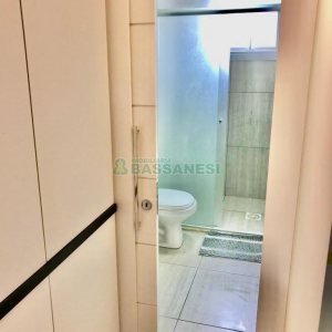 Apto Mobiliado com 50m², 1 dormitório, 1 vaga, no bairro Centro em Caxias do Sul para Alugar