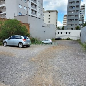 Terreno, no bairro Panazzolo em Caxias do Sul para Comprar