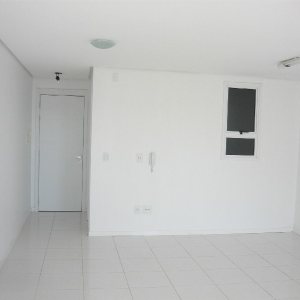 Apartamento com 34m², 1 dormitório, no bairro Villagio Iguatemi em Caxias do Sul para Comprar