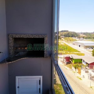 Apto Mobiliado com 88m², 2 dormitórios, 1 vaga, no bairro Diamantino em Caxias do Sul para Comprar