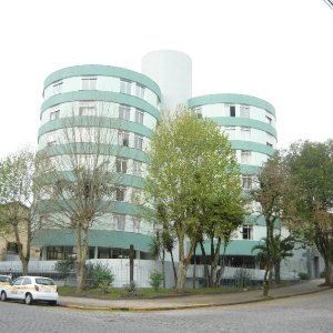 Apto Mobiliado com 137m², 3 dormitórios, 2 vagas, no bairro Centro em Caxias do Sul para Alugar