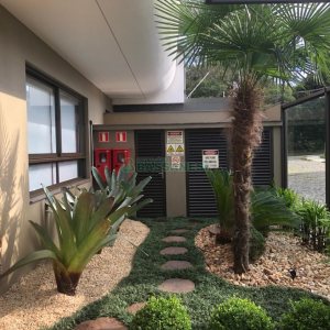 Apartamento com 243m², 2 dormitórios, 2 vagas, no bairro Vila Horn em Caxias do Sul para Comprar