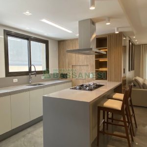 Apartamento com 284m², 3 dormitórios, 2 vagas, no bairro Vila Horn em Caxias do Sul para Comprar