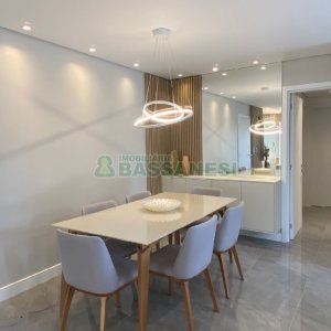 Apartamento com 284m², 3 dormitórios, 2 vagas, no bairro Vila Horn em Caxias do Sul para Comprar