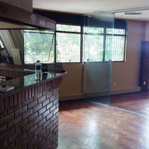 Loja com 526m², no bairro Santa Catarina em Caxias do Sul para Comprar