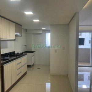 Apto Mobiliado com 122m², 3 dormitórios, 2 vagas, no bairro Panazzolo em Caxias do Sul para Comprar