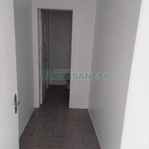 Loja com 164m², 1 vaga, no bairro Rio Branco em Caxias do Sul para Alugar