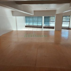 Loja com 164m², 1 vaga, no bairro Rio Branco em Caxias do Sul para Alugar