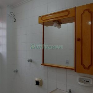 Apartamento com 84m², 2 dormitórios, 2 vagas, no bairro Madureira em Caxias do Sul para Alugar