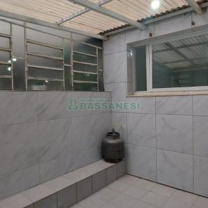 Apartamento com 84m², 2 dormitórios, 2 vagas, no bairro Madureira em Caxias do Sul para Alugar