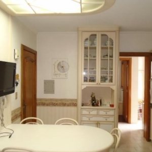 Apartamento com 205m², 3 dormitórios, 2 vagas, no bairro Centro em Caxias do Sul para Alugar