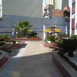 Apartamento com 205m², 3 dormitórios, 2 vagas, no bairro Centro em Caxias do Sul para Alugar