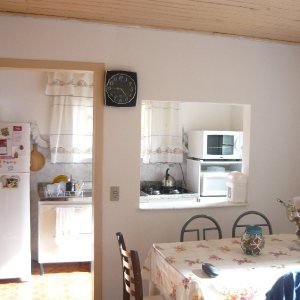 Casa com 106m², 3 dormitórios, 1 vaga, no bairro Planalto em Caxias do Sul para Comprar