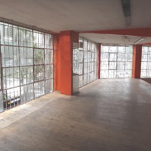 Loja com 176m², no bairro São Pelegrino em Caxias do Sul para Alugar