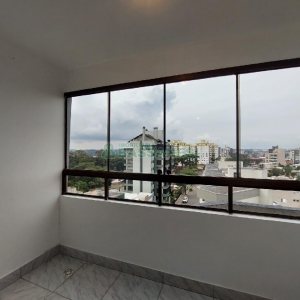Apartamento com 100m², 2 dormitórios, 1 vaga, no bairro Madureira em Caxias do Sul para Comprar