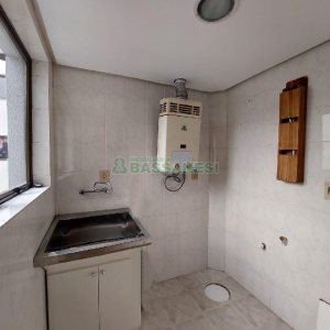 Apartamento com 100m², 2 dormitórios, 1 vaga, no bairro Madureira em Caxias do Sul para Comprar