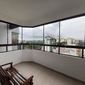 Apartamento com 100m², 2 dormitórios, 1 vaga, no bairro Madureira em Caxias do Sul para Comprar