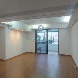 Apartamento com 100m², 2 dormitórios, 1 vaga, no bairro Madureira em Caxias do Sul para Alugar ou Comprar