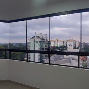 Apartamento com 100m², 2 dormitórios, 1 vaga, no bairro Madureira em Caxias do Sul para Alugar ou Comprar