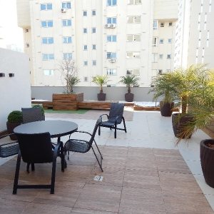 Sala com 270m², 4 vagas, no bairro Panazzolo em Caxias do Sul para Comprar