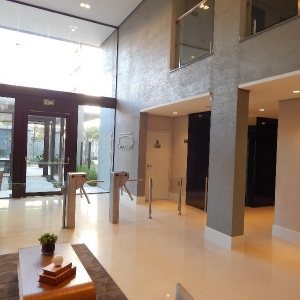 Sala com 270m², 4 vagas, no bairro Panazzolo em Caxias do Sul para Comprar